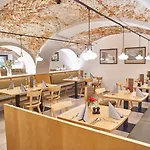 فندق Maxlhaid