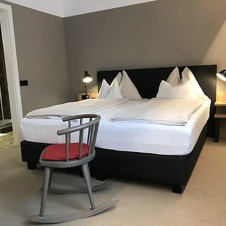 麦克斯哈德酒店 4*