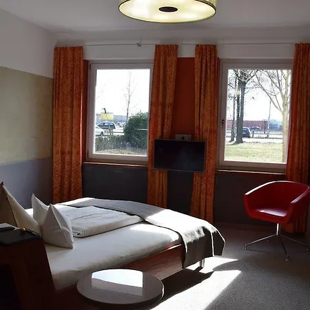 Hotel Maxlhaid 4*
