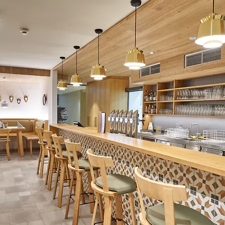 麦克斯哈德酒店 酒店 韦尔斯