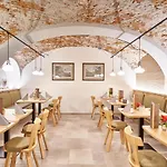 Maxlhaid 4* Βελς