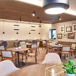 Maxlhaid Ξενοδοχείο 4*