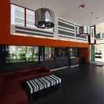 Ξενοδοχείο Maxlhaid